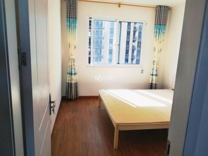 景瑞御府 3室2厅1卫 93m&sup2;