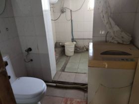莲花苑 2室1厅1卫 130m&sup2;