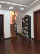 外滩小区 4室2厅2卫 130.00m&sup2;