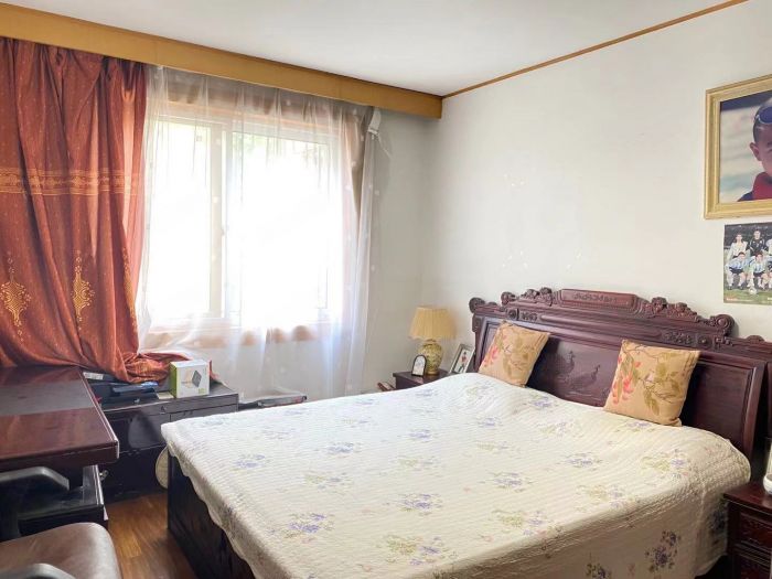 光明东村 3室2厅1卫 120m&sup2;