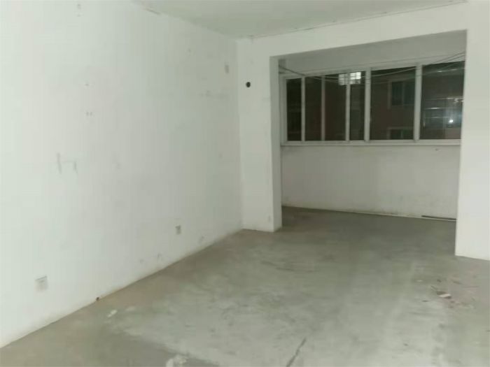 滨江花园 3室2厅1卫 130m&sup2;