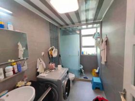 优山美地花园南区 4室2厅2卫 168.00m&sup2;