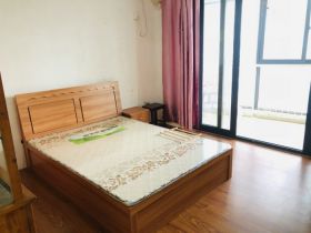 七星花园 3室1厅1卫 144m&sup2;
