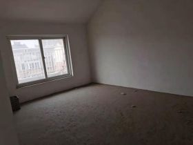 星通花园 5室2厅1卫 191m&sup2;