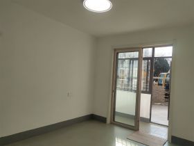 易家桥新村 3室1厅1卫 70.00m&sup2;