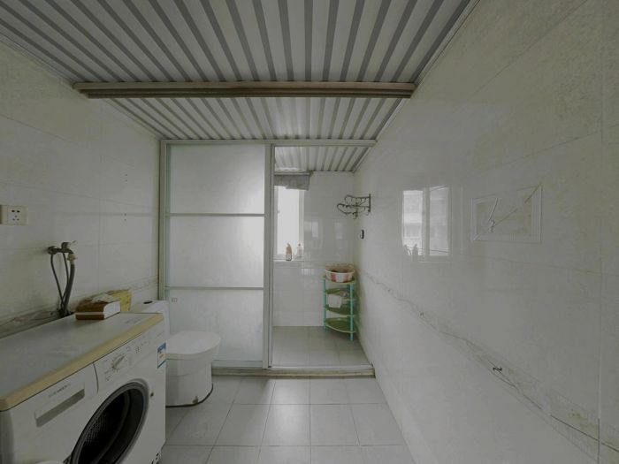 紫东花苑 3室2厅1卫 131.74m&sup2;