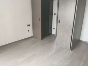 万科翡翠公园 3室2厅2卫 105m&sup2;