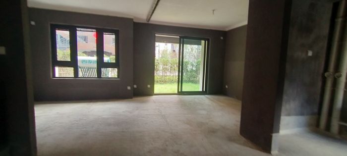 万科翡翠东第 5室2厅2卫 215.00m&sup2;