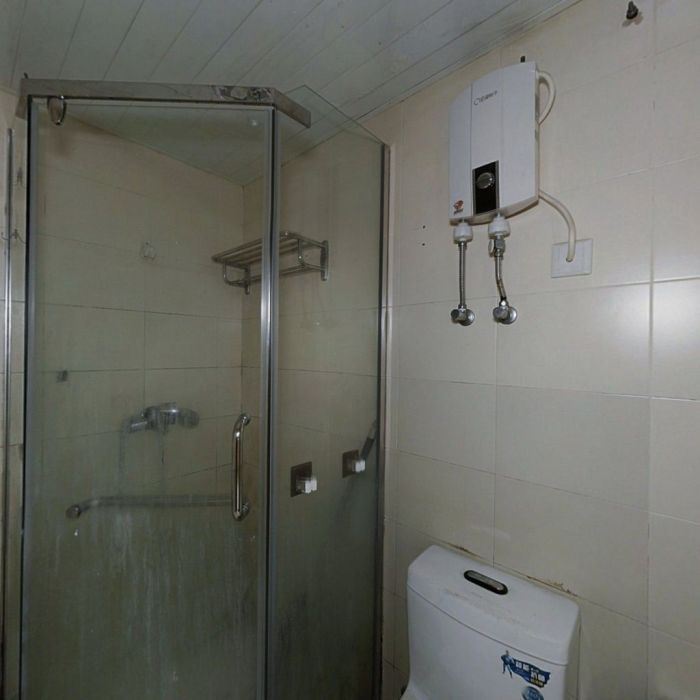 凤凰莱茵苑 1室1厅1卫 48m&sup2;