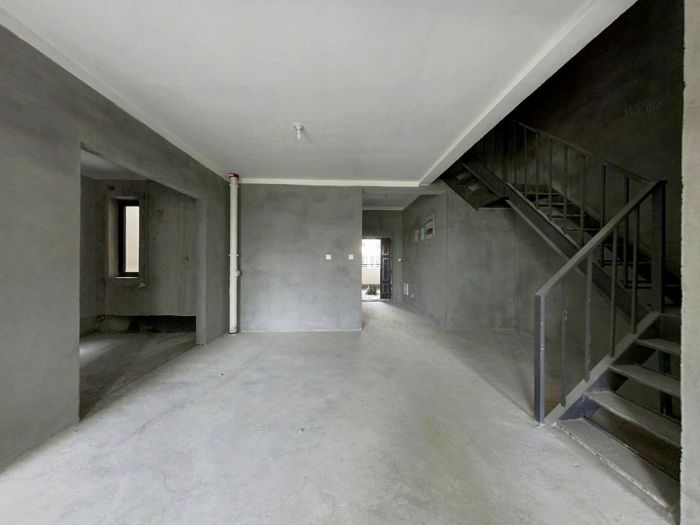 雨润星雨华府南区 4室2厅3卫 207.21m&sup2;