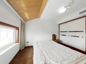 幸福新居 4室2厅2卫 143m&sup2;