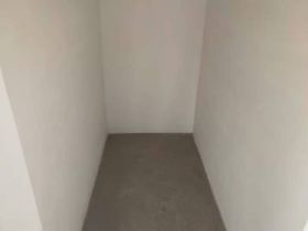 军山花园 4室2厅4卫 255.00m&sup2;