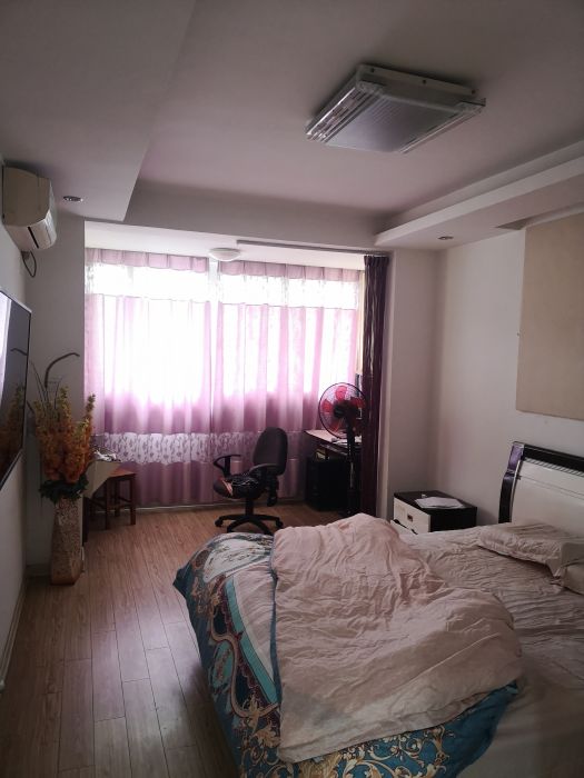 春晖花园 3室2厅2卫 113m&sup2;