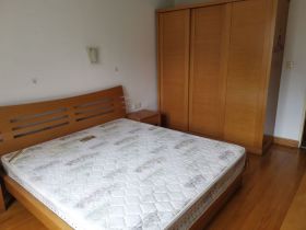 易家桥新村 3室1厅1卫 79.6m&sup2;