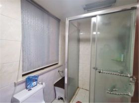 万濠星城 3室2厅1卫 99m&sup2;