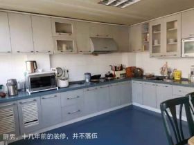 黎明花园 6室2厅2卫 210m&sup2;