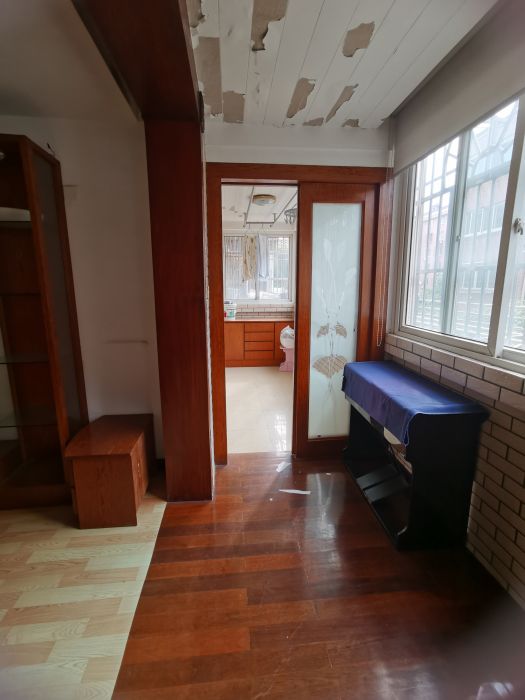 金鑫苑 3室1厅2卫 131m&sup2;