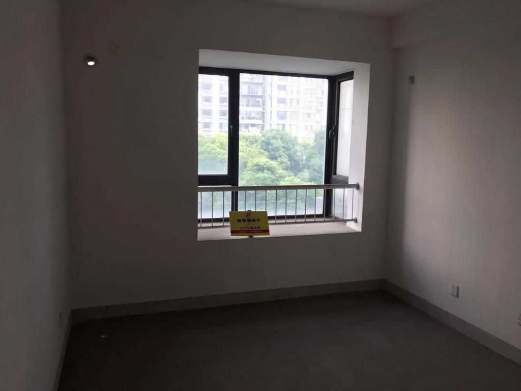 中南世纪城北区 4室厅卫 182m&sup2;