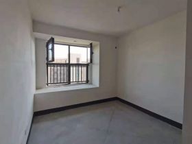 绿地新里城 3室1厅1卫 91m&sup2;