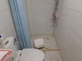 易家桥新村 2室1厅1卫 70m&sup2;