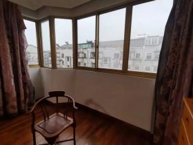 天都花苑 4室2厅2卫 221.67m&sup2;