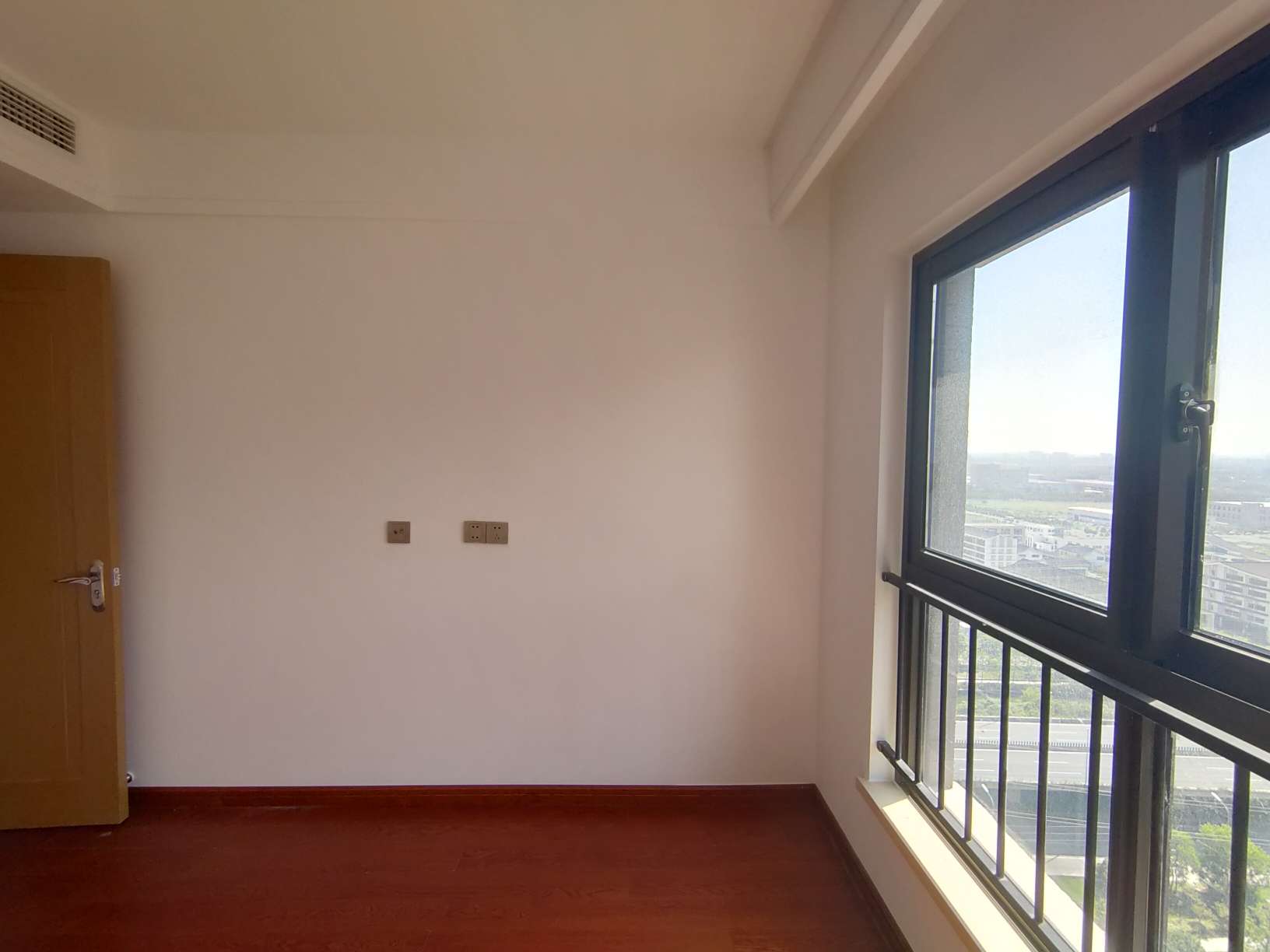 林肯公园 3室2厅1卫 95m&sup2;