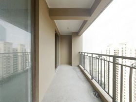 华润悦锦湾 4室2厅2卫 141m&sup2;
