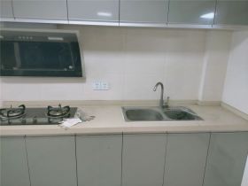 鸿运大厦 2室1厅1卫 51.15m&sup2;