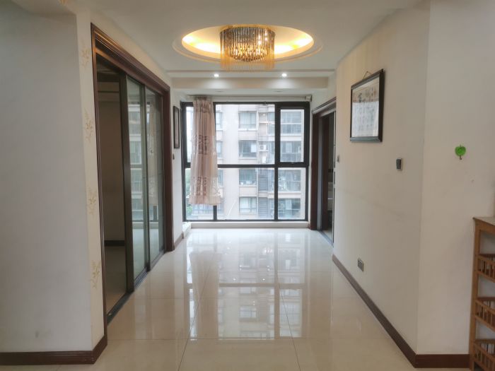 中港城 3室2厅1卫 107.00m&sup2;