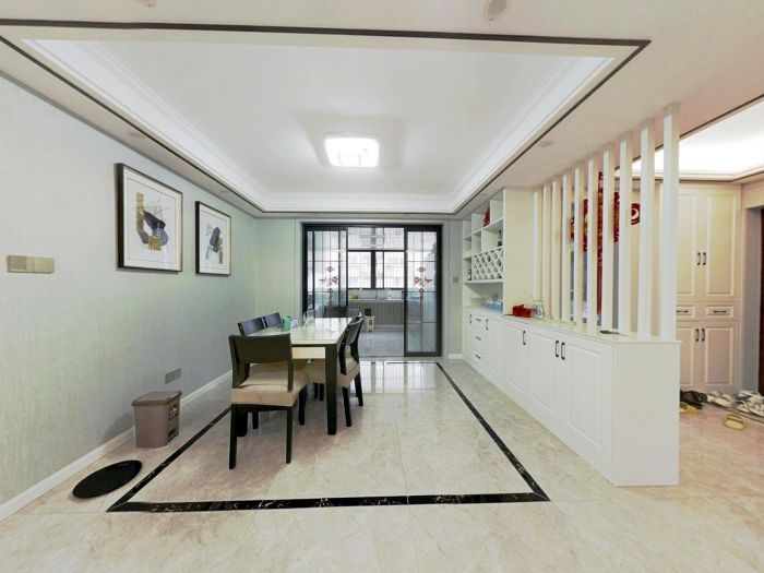 天山花苑 3室2厅1卫 141m&sup2;