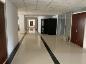 锦峰大厦 6室2厅2卫 350.62m&sup2;