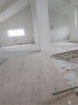 和盛林荫水岸 4室2厅1卫 140m&sup2;