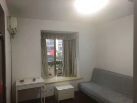濠滨花园 4室2厅2卫 160.00m&sup2;