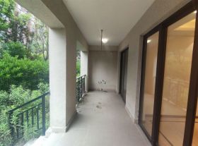 佳期漫 4室2厅2卫 229m&sup2;
