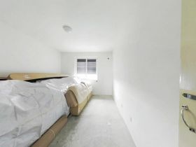 白龙花苑 3室2厅2卫 228m&sup2;