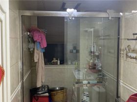 华强城 3室2厅2卫 140m&sup2;