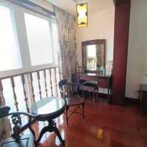 海天大厦 5室2厅2卫 255.00m&sup2;