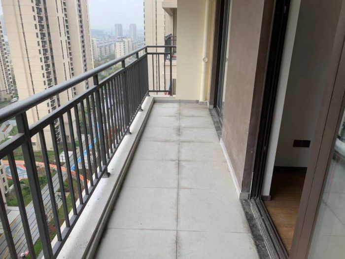 春风南岸西园 3室2厅1卫 96m&sup2;