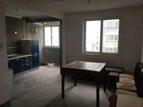 春晖花园 3室2厅2卫 134m&sup2;