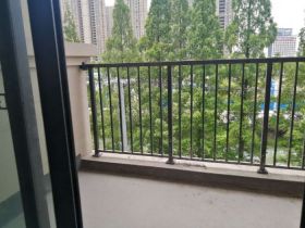 雨润星雨华府南区 4室2厅3卫 205.00m&sup2;