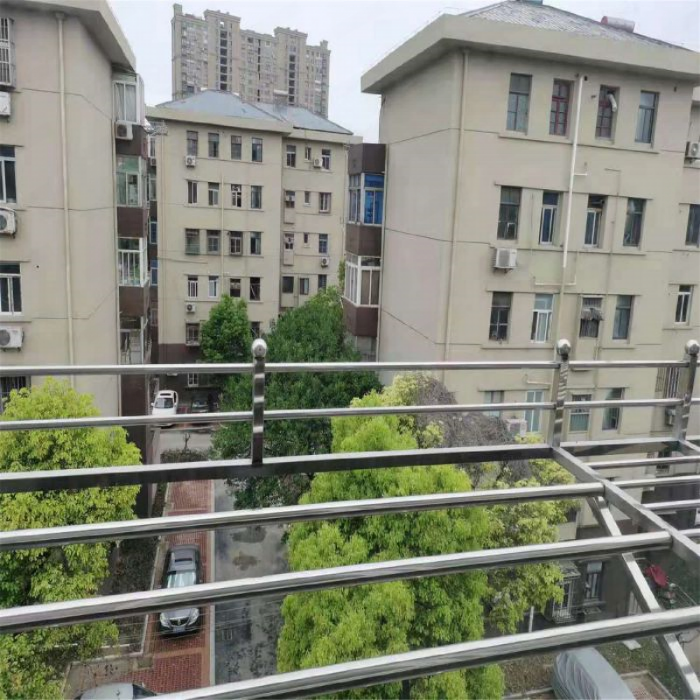 滨河东城 3室2厅1卫 104.9m&sup2;