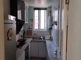 文峰新村 3室1厅1卫 88m&sup2;