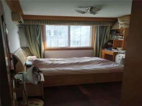 新龙花苑 2室2厅1卫 87m&sup2;