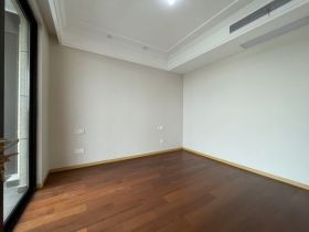 绿城蘭园 4室2厅2卫 143m&sup2;