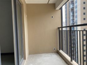 南山国际社区 4室2厅2卫 125m&sup2;