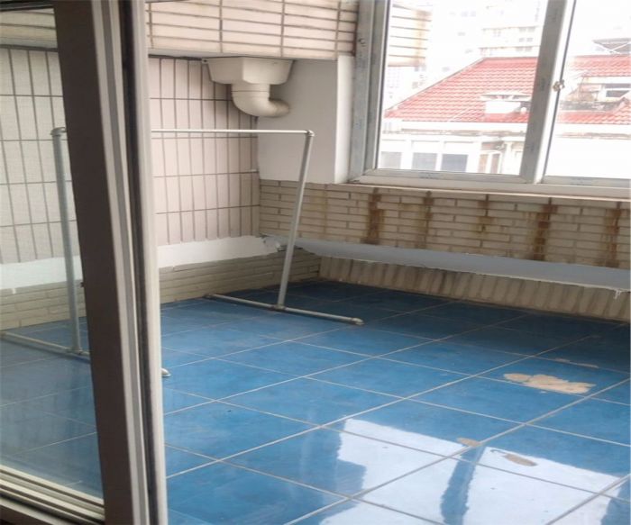 朝晖花园 3室2厅1卫 143m&sup2;