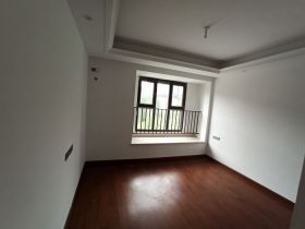 富力半岛花园 4室2厅2卫 142m&sup2;