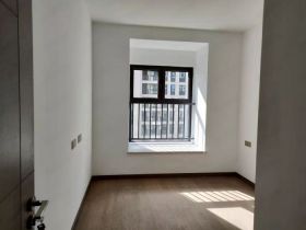 中海上东区 4室2厅2卫 143m&sup2;