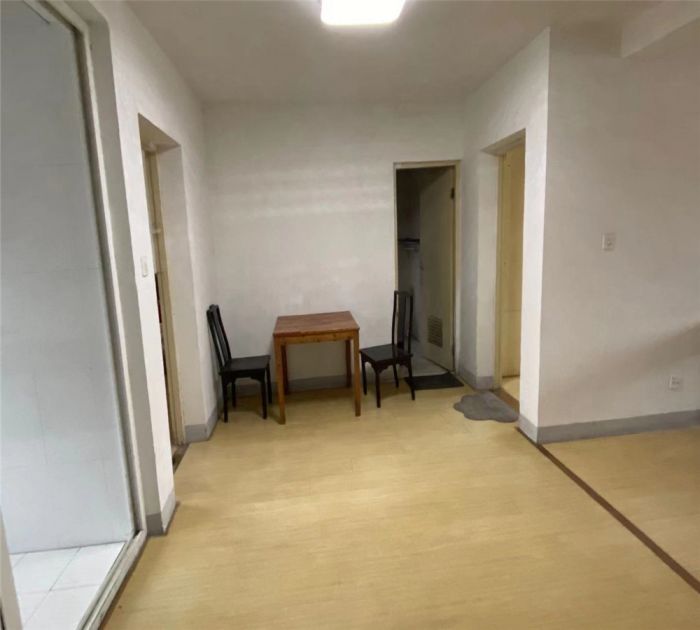 秦灶新村 2室2厅1卫 80m&sup2;