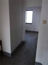 星湖花园 3室2厅2卫 205.3m&sup2;